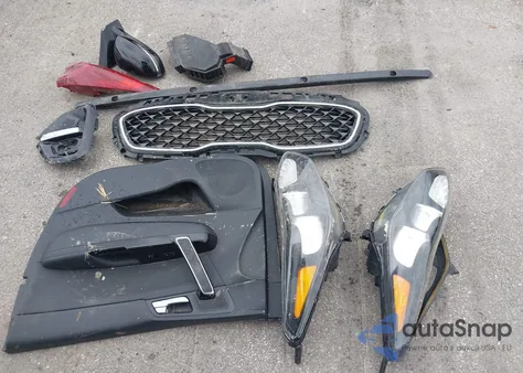 2022 Kia Sportage Ex z USA, uszkodzony, nr VIN KNDPNCAC9N7009935